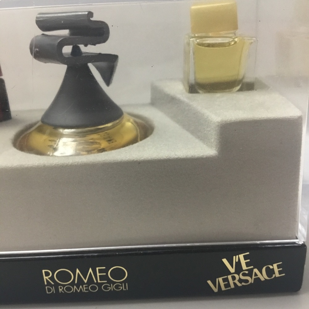 Gianfranco Ferre Moschino Versace Romeo De Gigli Miniatures Set - Picture 8 of 15